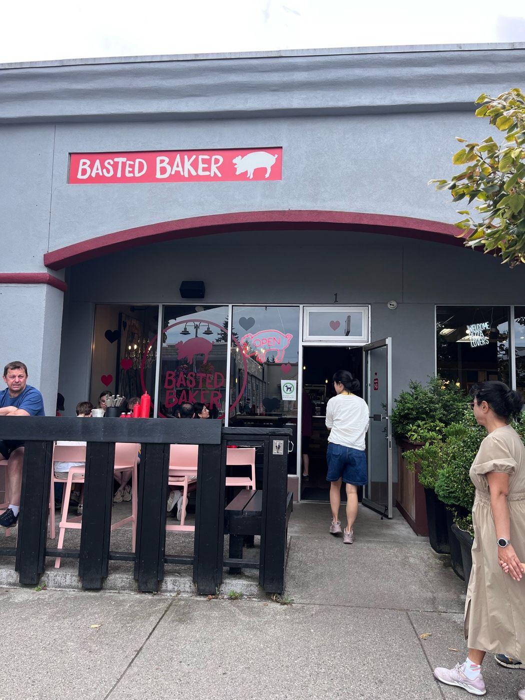 세셸트 다운타운의 Basted Baker 외관